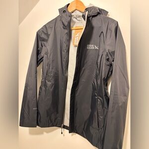 Eddie Bauer Women's Cloud Cap Rain Jacket